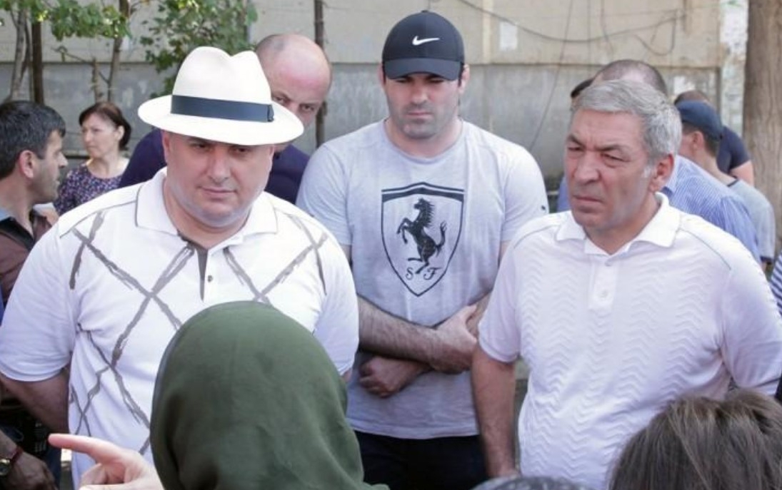 Устранение последствий пожара на ул. Акушинского  фото