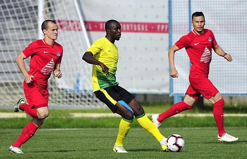 ФК «Анжи» претерпевает трудные времена фото