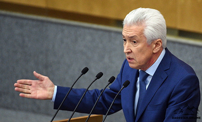 Васильев подверг критике оправдания министра образования РД фото