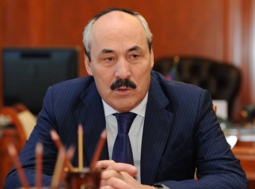 Глава Республики поздравил Дагестанцев фото