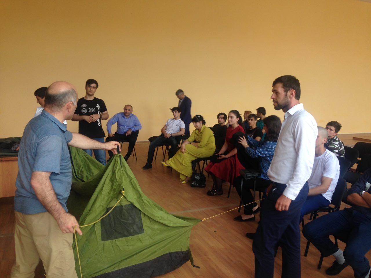 Поисковый корпус отправился в экспедицию фото