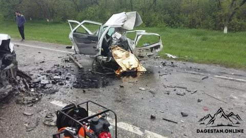 Четыре человека погибло в аварии фото
