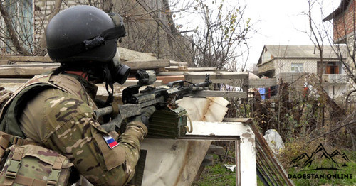 Возле села Чонтаул Хасавюртовского района ликвидирован вооруженный боевик, открывший стрельбу по сотрудникам полиции. фото