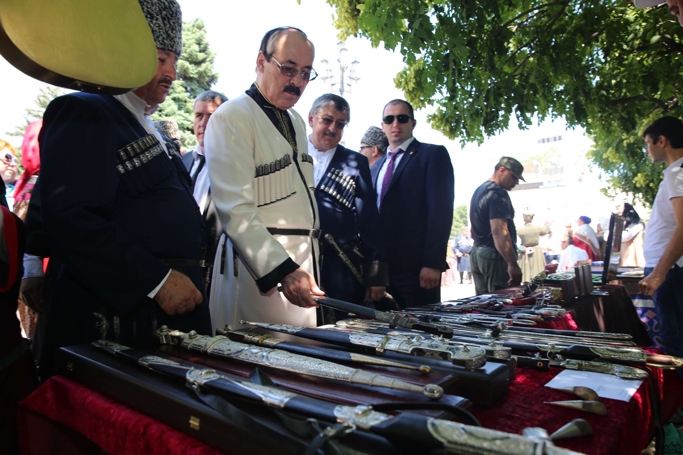 Подворья площади столичной  фото