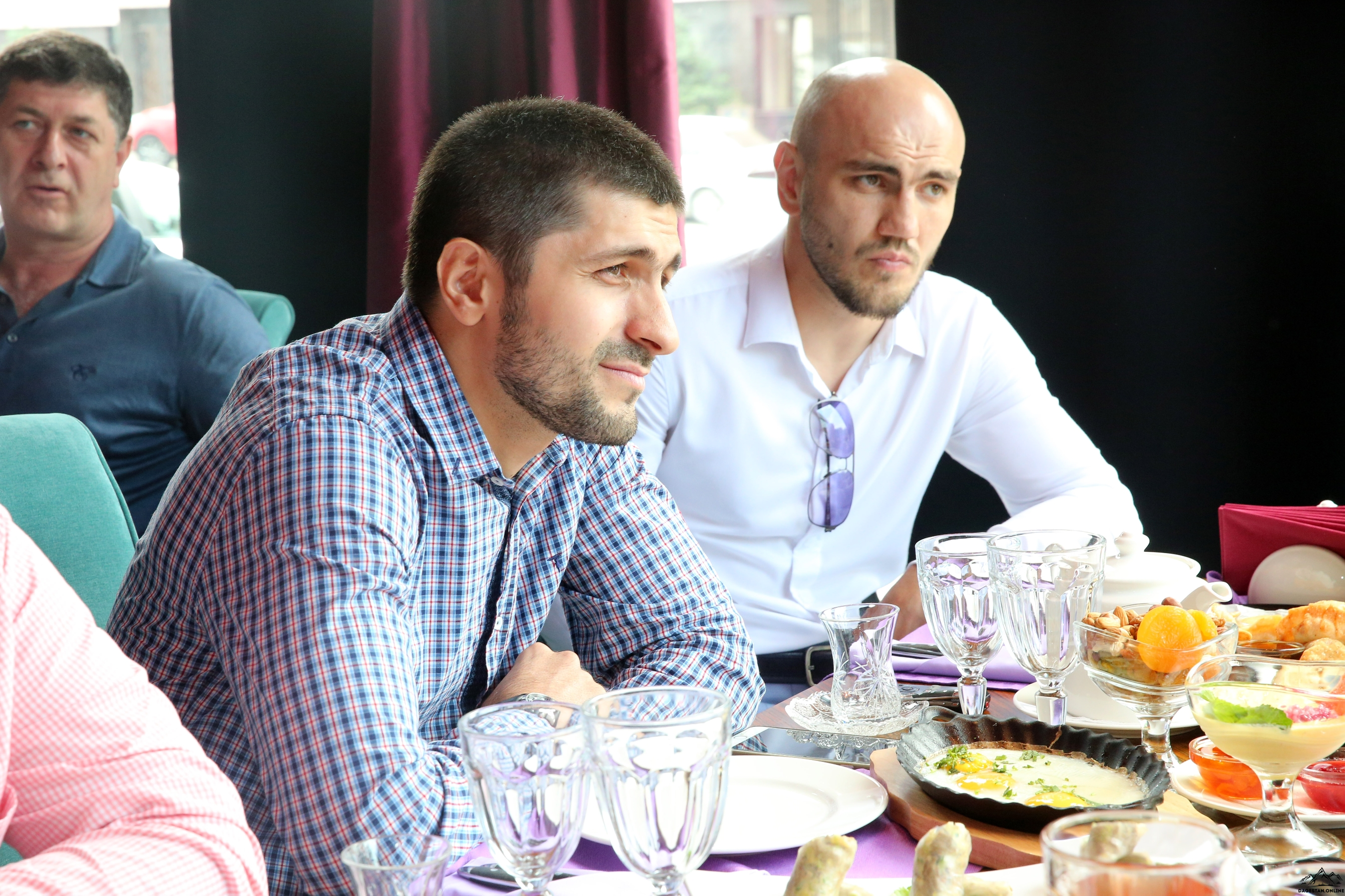 Бизнес завтрак с Главой столицы Дагестана фото