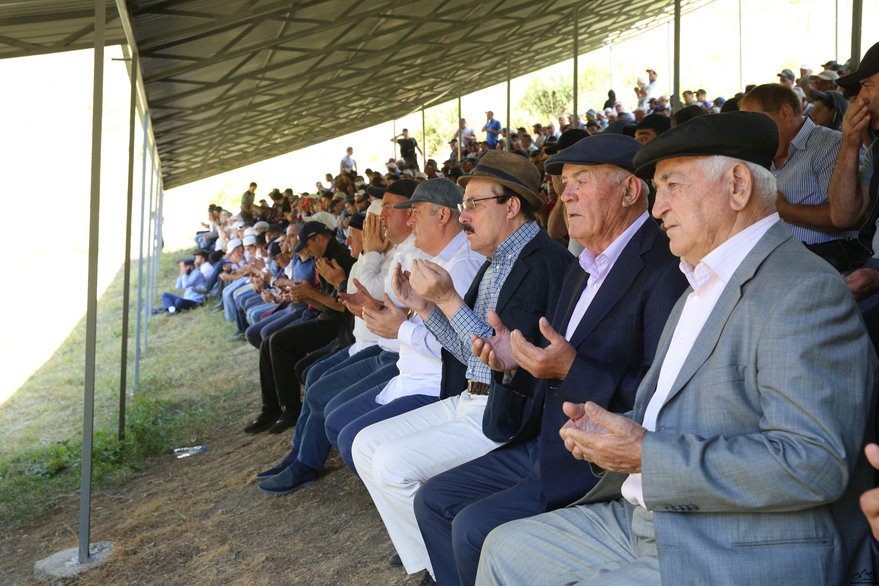 В память о Байил-шейхе в Тляратинском районе прошел маджлис фото