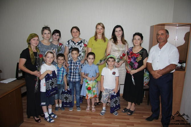 Подарки будущим первоклашкам фото