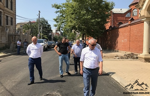 Завершение дорожных работ по улице Титова фото