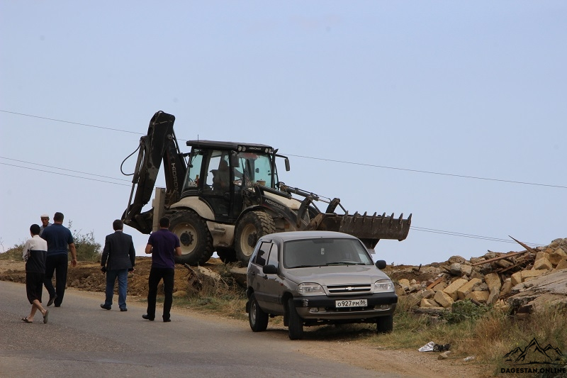 Склон горы ТАРКИ-ТАУ готовиться к общегородскому субботнику Склон горы ТАРКИ-ТАУ готовиться к общегородскому субботнику фото