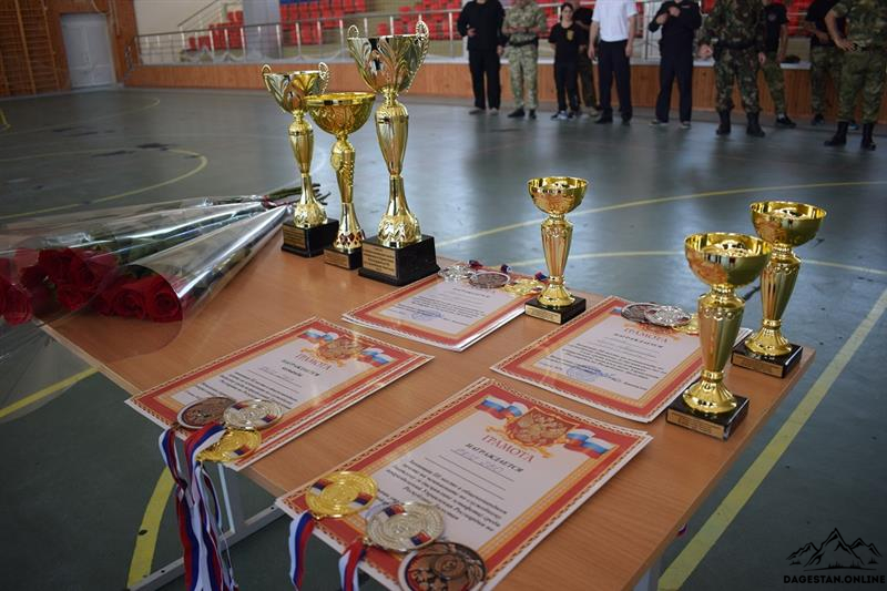 В Управлении Росгвардии по Республике Дагестан прошли соревнования по служебному биатлону фото