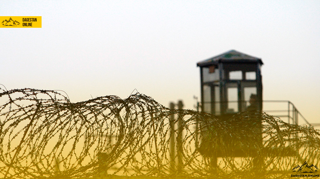 Умер от жары охранник астраханской колонии, дежуривший на вышке фото