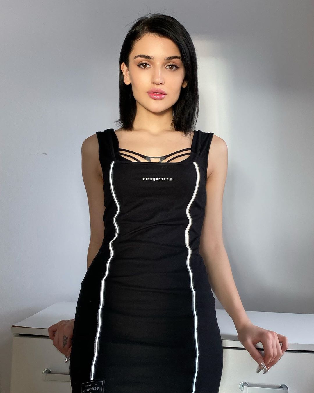 Дина Саева. 20 лет, а уже миллионерша. И причём тут Дагестан? Дина Саева. 20 лет, а уже миллионерша. И причём тут Дагестан? фото