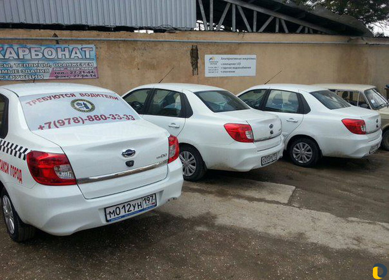 Авто в раскат с выкупом без залога. Такси автопарк под выкуп. Автопарк в Реутове в аренду машину. Next-3 такси автопарк. Автопарк Яндекса 2021 Деу.