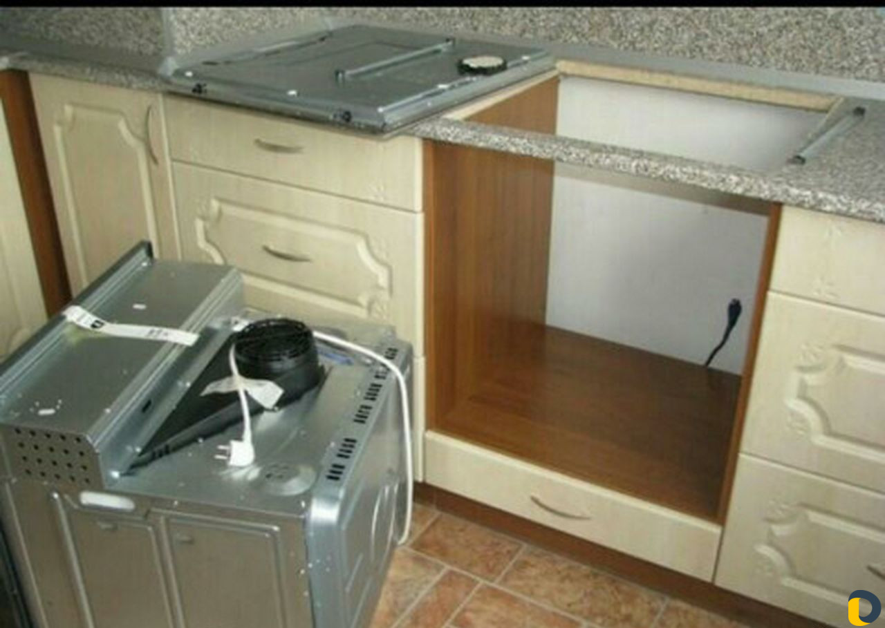 Шкаф под электрическую духовку